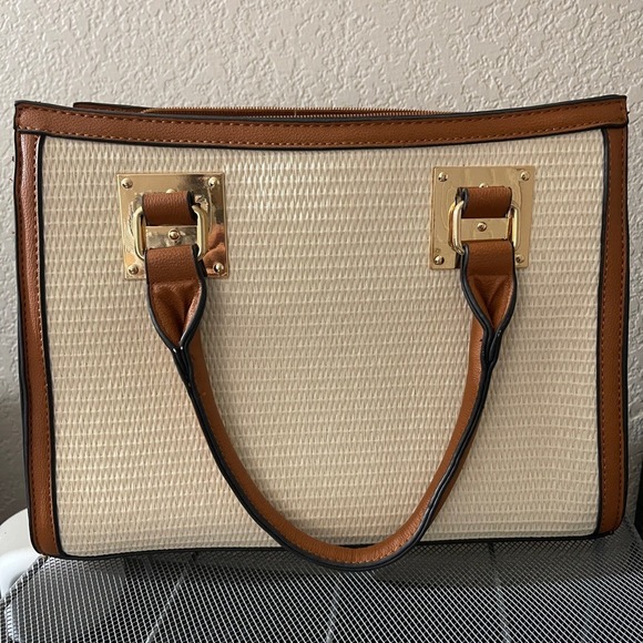 Isabelle Handbags - Structured Tote Bag